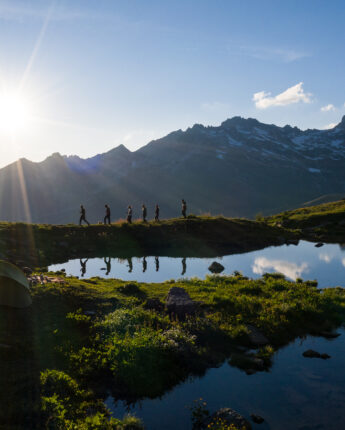 Lac Blanc au coucher du soleil en été à Saint François Longchamp